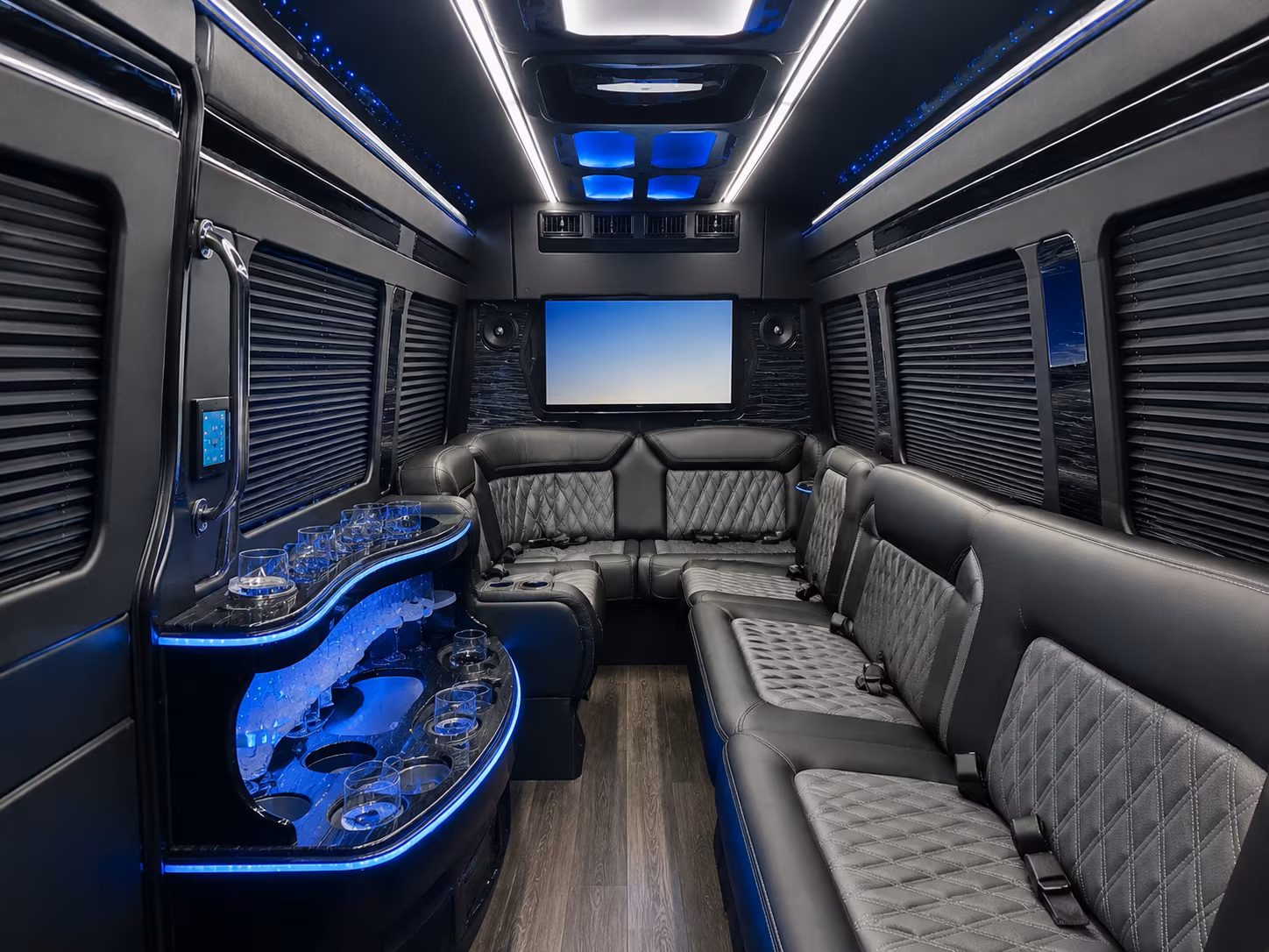 busrentalpittsburg com puts every prom bus option in one place