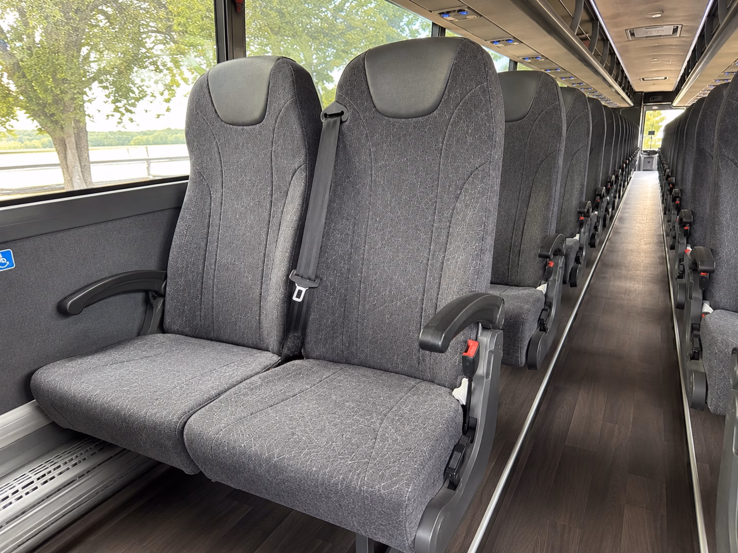 how the type of bus you choose changes the price in pittsburg california
