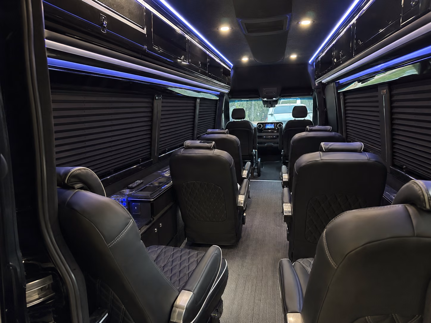 pittsburg airport transportation onboard seating