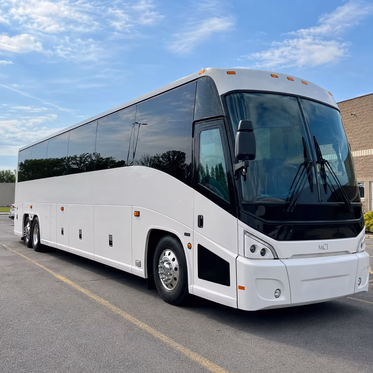 shoreline amphitheatre and sacramento concert transportation from pittsburg